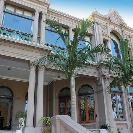 Durban Manor Hotel And Conference Centre Bagian luar foto