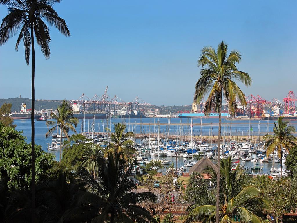 Durban Manor Hotel And Conference Centre Bagian luar foto